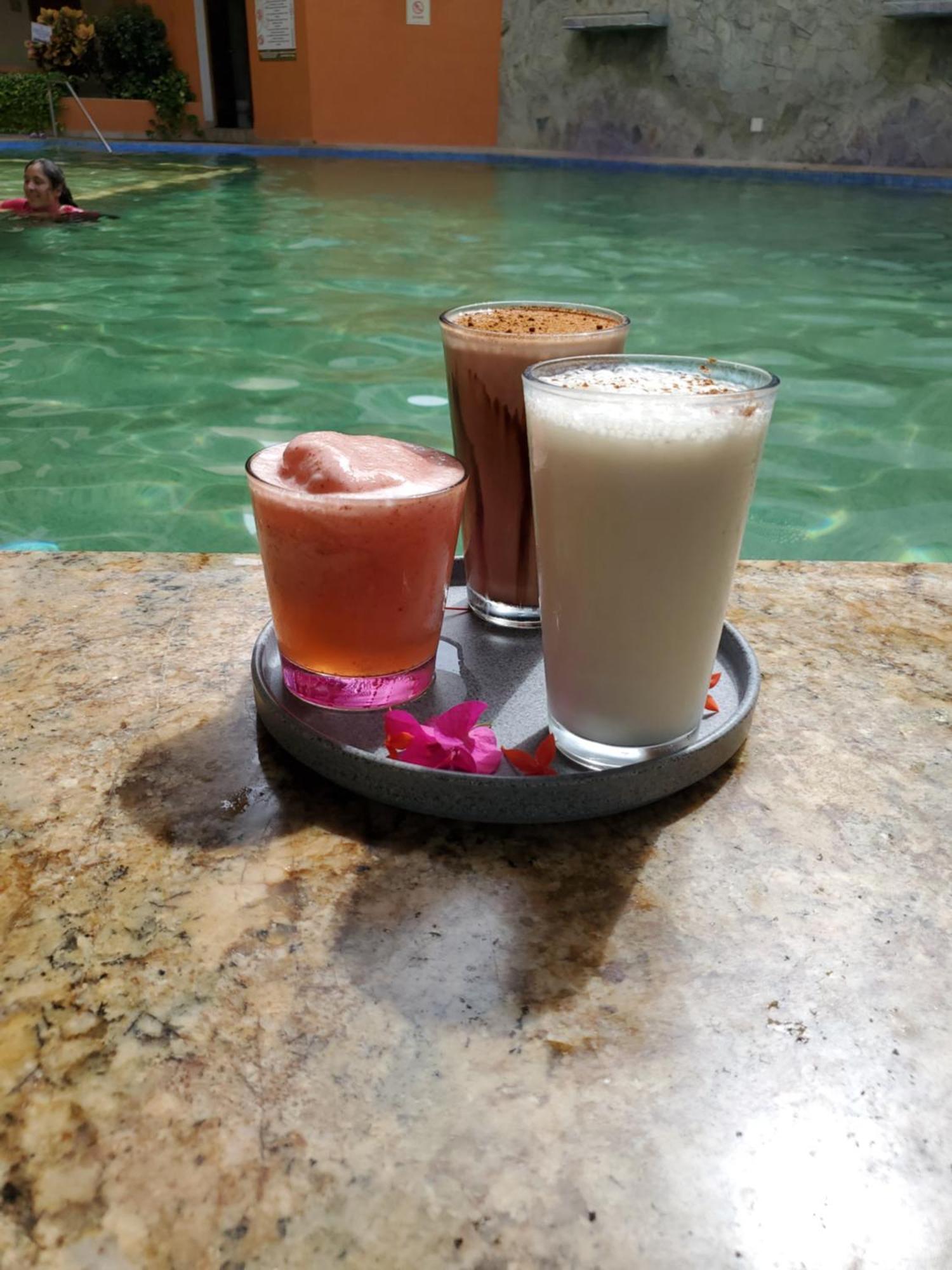 רינקון דה גוויאביטוס Auroza Resort מראה חיצוני תמונה