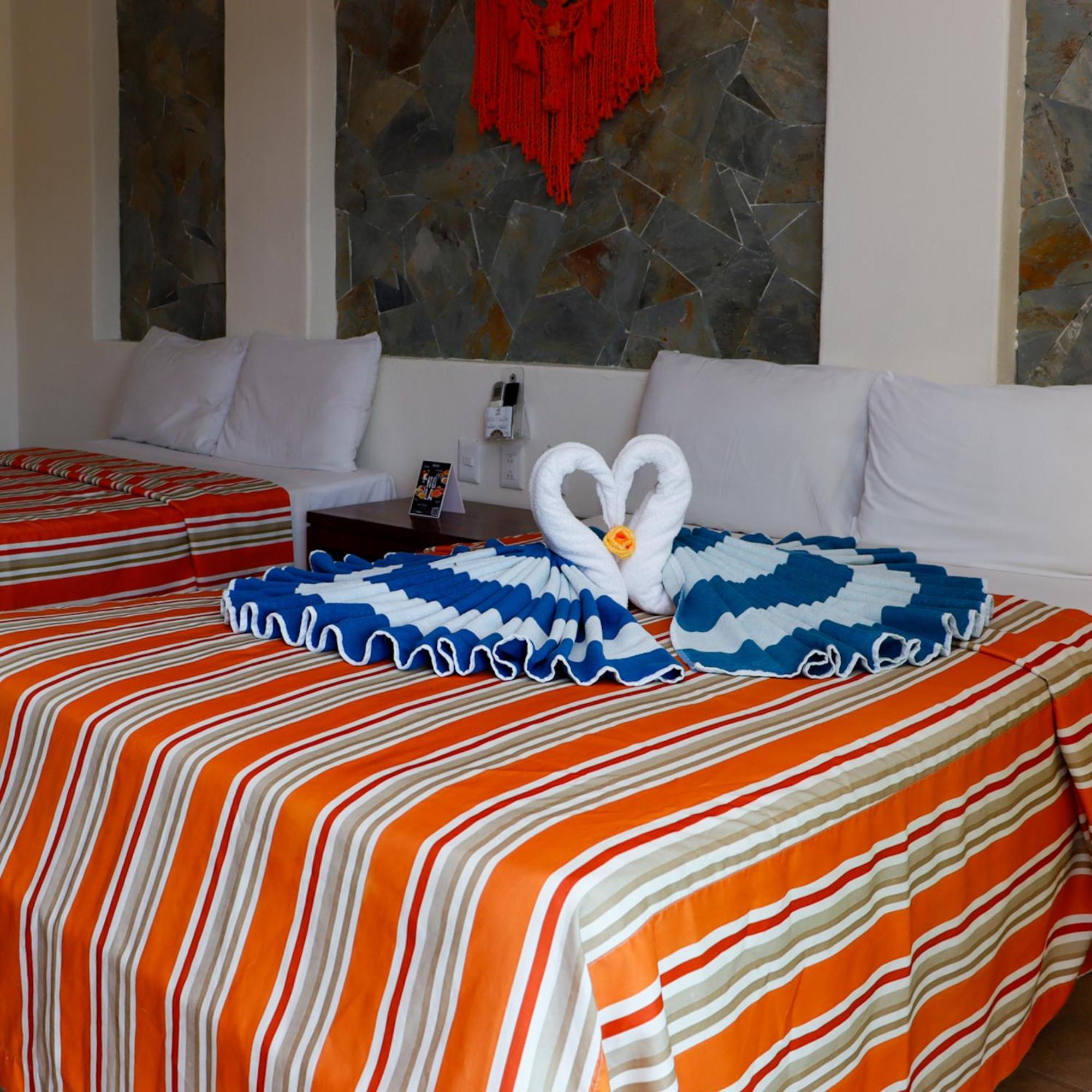 רינקון דה גוויאביטוס Auroza Resort מראה חיצוני תמונה